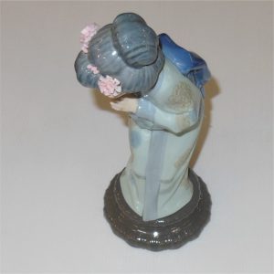 Lladro Figure Sayonara 4989 1978 - Image 5