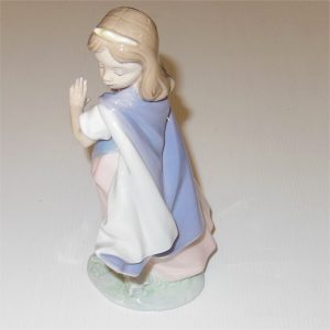 Lladro Girl Dancing Figure 1992 - Image 2