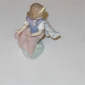 Lladro Girl Dancing Figure 1992