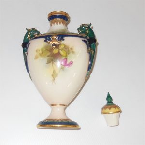 Royal Worcester Urn Roses Design - Image 7