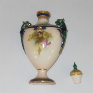 Royal Worcester Urn Roses Design - Image 8