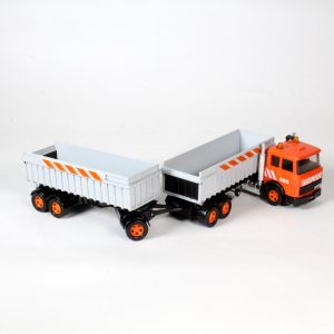 Matchbox Superkings k-145 Truck and double trailer