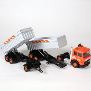 Matchbox Superkings k-145 Truck and double trailer