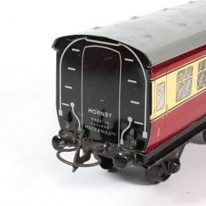 Hornby Meccano British Rail "Blood and Custard Coach" c1955-05