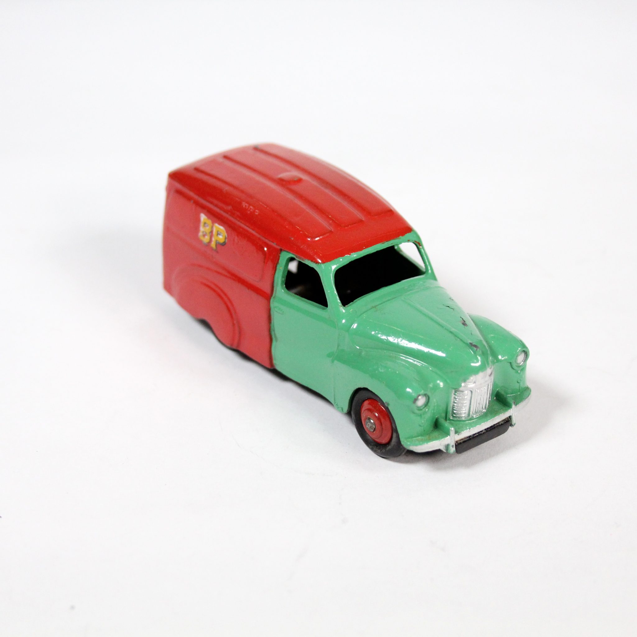 Москвич dinky toys