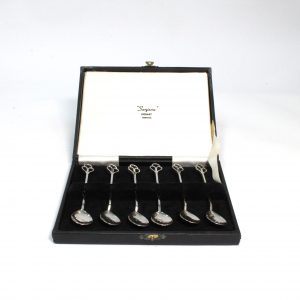 Boxed set of Sterlin Silver Tea Spoons Sarigon