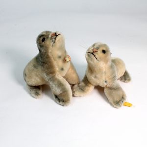 Pair of Steiff Seals