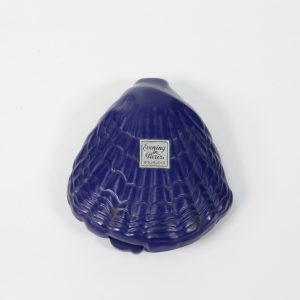 Bakelite Clam with Perfume Bottle "Evening in Paris"