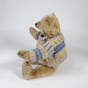 Early Steiff Bear circa. 1910