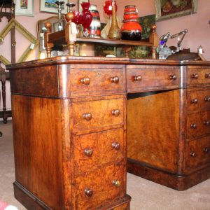 Fine Quality Victorian Burr Walnut Pedestal Desk circa. 1870