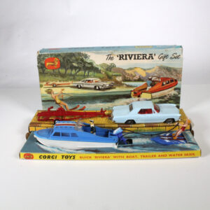 Corgi No31 Buick Riviera Gift Set 1964-68