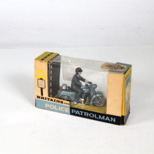 Britains Ltd 9697 Police Patrolman Motorbike